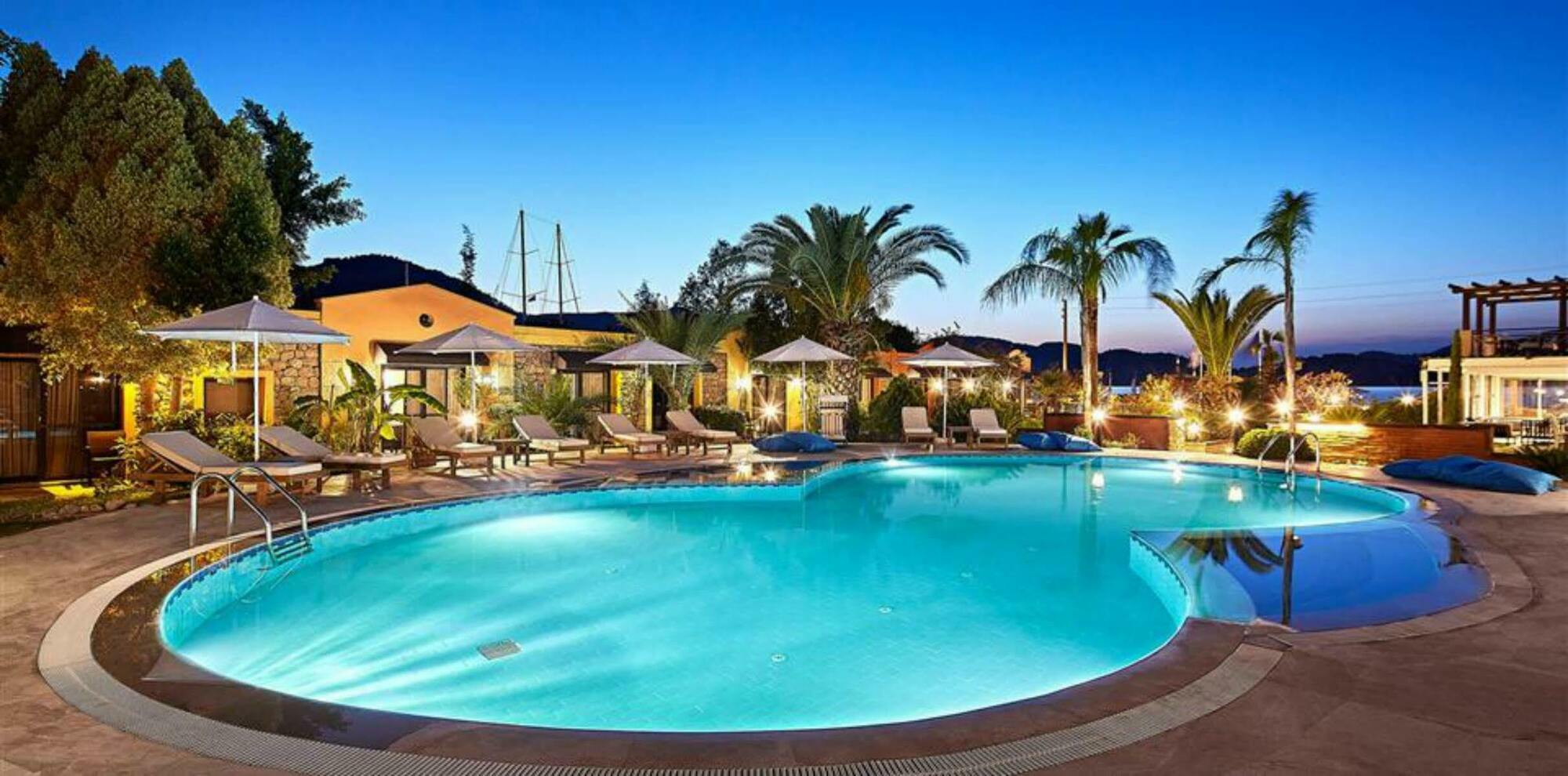Fi Light Solto Boutique Beach Hotel セリミエ エクステリア 写真
