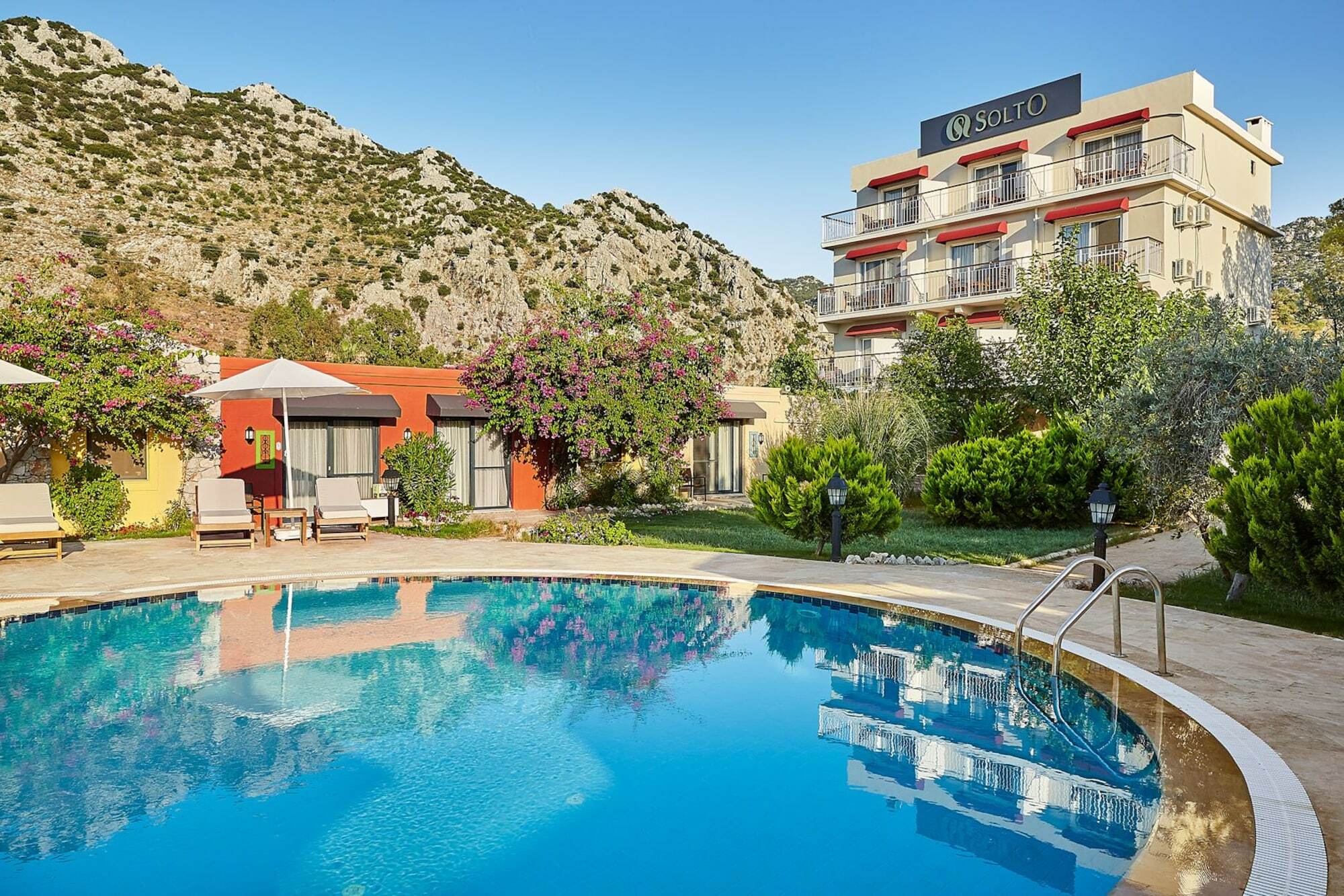 Fi Light Solto Boutique Beach Hotel セリミエ エクステリア 写真